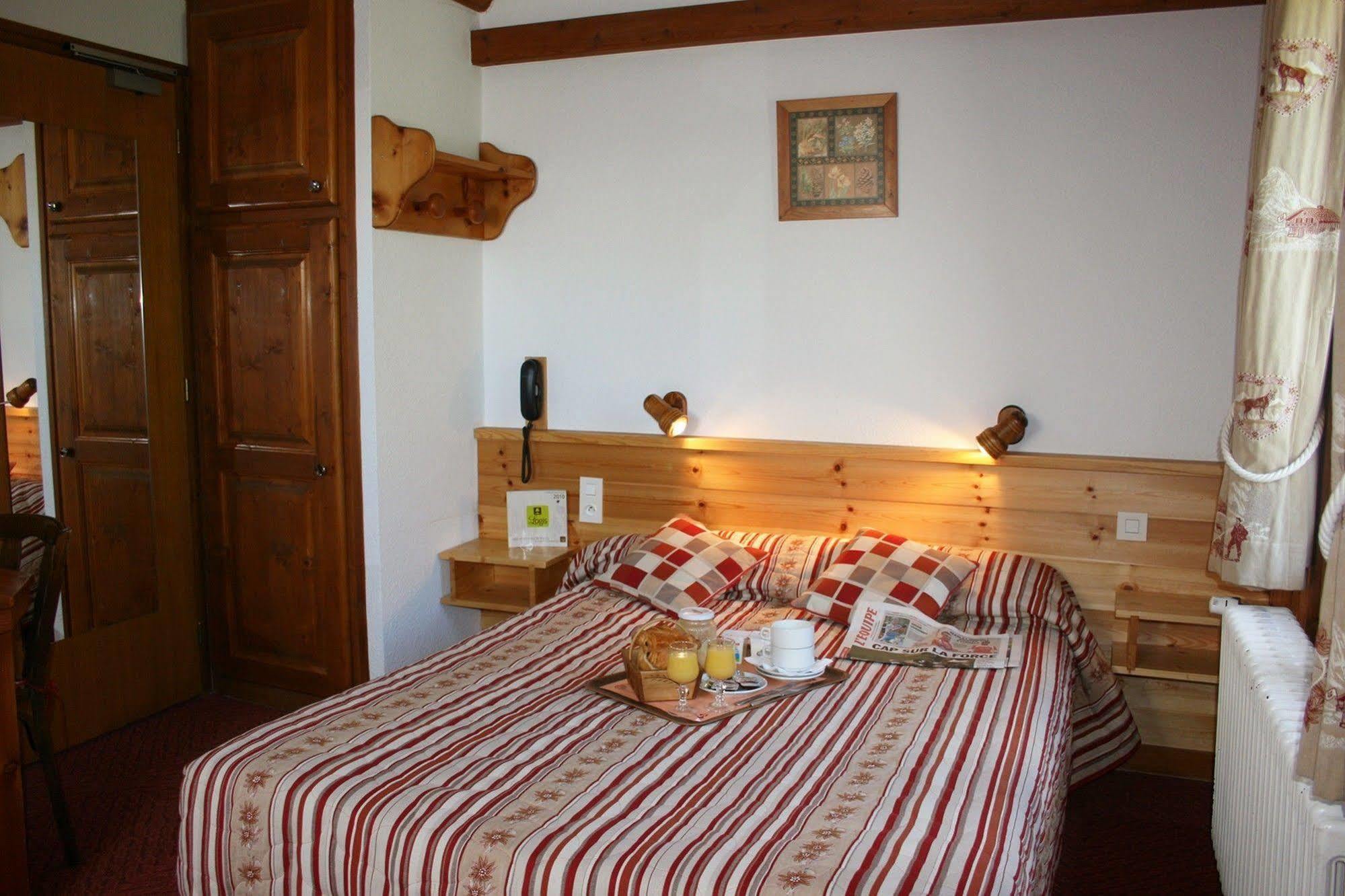 Hotel Le Chamois Logis Молин-ан-Кейра Экстерьер фото
