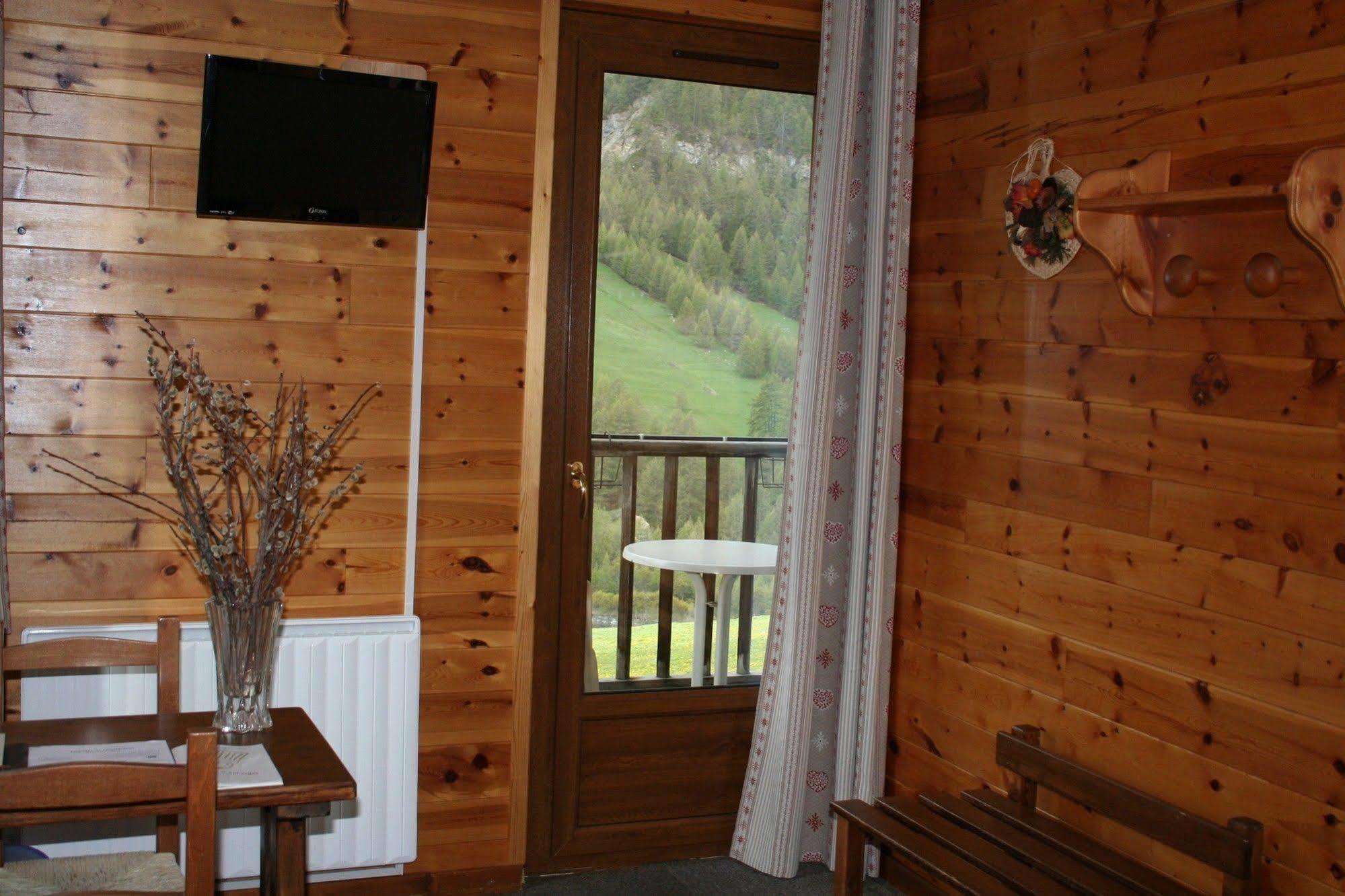 Hotel Le Chamois Logis Молин-ан-Кейра Экстерьер фото